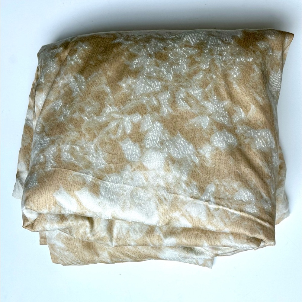EUC Calvin Klein Duvet Cover, Queen, Satin Cotton, Floral, Peach Orange & Graige